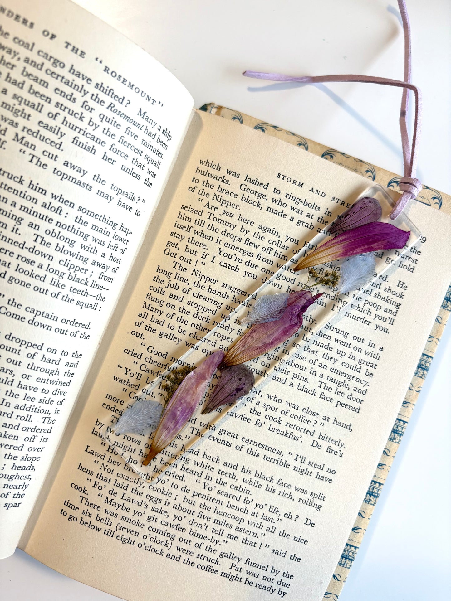 Dahlia bookmark